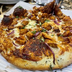 Rock & Brews - Bbq chicken pizza