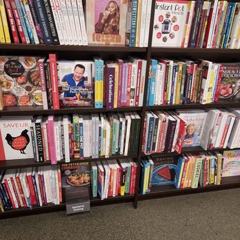 Barnes & Noble - Bookstores Near Me - Mishawaka, Indiana