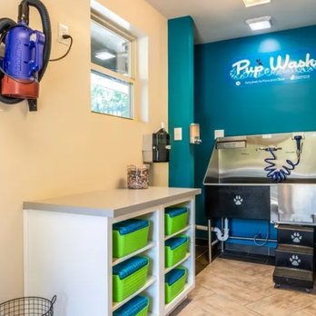 Echo at Lake Norman - Pet wash station - Apartments Near Me - Mooresville, North Carolina