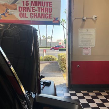 Valvoline Instant Oil Change - View from the first stall - Oil Change Stations Near Me - Whittier, California Valvoline Instant Oil Change - View from the first stall - Oil Change Stations Near Me - Whittier, California