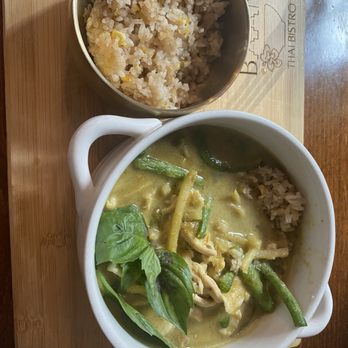 Baan Thai Bistro - Green curry - Thai Near Me - Indianapolis, Indiana