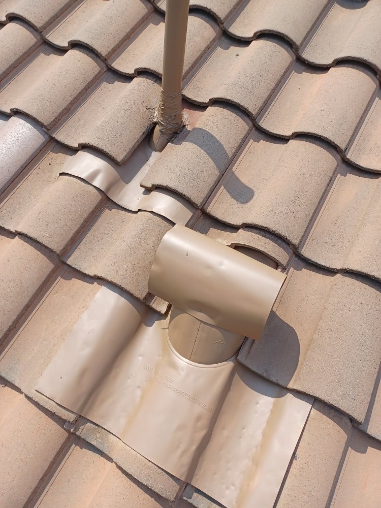 Slide of The Gold Coast Roofing