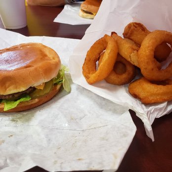 Bill's Jumbo Burger - a hamburger and onion rings - Burgers Near Me - Plainview, Texas