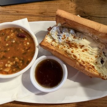 Giordano's - Italian Beef.  Much smaller (and pressing looking) portion compared to just the day before - Italian Near Me - Orlando, Florida