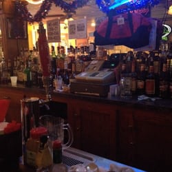 Elm Cafe - The Elm is good for 2 things, cold beer and good times. Simple neighborhood bar.