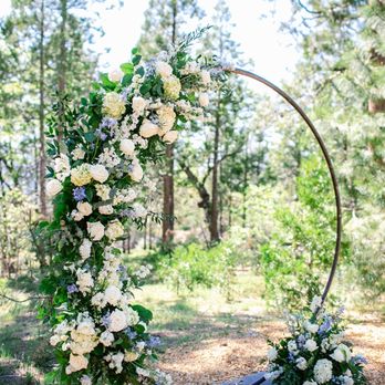 Sweet Lilacs - Wedding Planning Near Me Sweet Lilacs - Wedding Planning Near Me