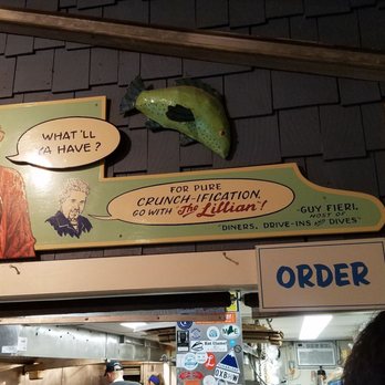 Bob's Clam Hut - Seafood Near Me - Kittery, Maine