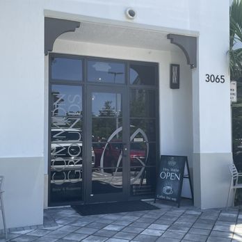 Common Grounds Brew & Roastery - Entrance - Coffee & Tea Near Me - West Palm Beach, Florida Common Grounds Brew & Roastery - Entrance - Coffee & Tea Near Me - West Palm Beach, Florida