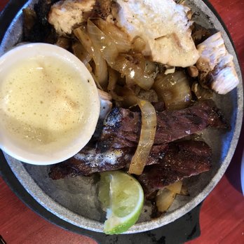 Pappasito's Cantina - Beef and chicken fajitas with a delicious butter sauce - Tex-Mex Near Me - Austin, Texas Pappasito's Cantina - Beef and chicken fajitas with a delicious butter sauce - Tex-Mex Near Me - Austin, Texas