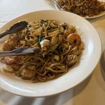 Panda Inn - Chow Mein with Shrimp and Chicken Fried Rice - Chinese Near Me - La Palma, California Panda Inn - Chow Mein with Shrimp and Chicken Fried Rice - Chinese Near Me - La Palma, California