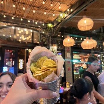 Marabu Restaurant - Complimentary Plantain chips - Cuban Near Me - Miami, Florida