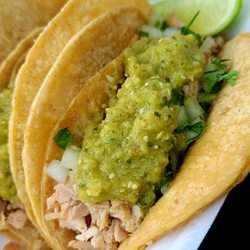 Los de Carnitas - Chicken tacos