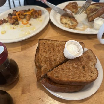 Himes Breakfast House - Breakfast & Brunch Near Me - Tampa, Florida Himes Breakfast House - Breakfast & Brunch Near Me - Tampa, Florida