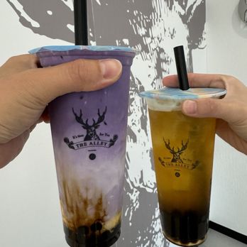 The Alley - Ube brown sugar deerioxa creme brulee milk tea Passionfruit green tea - Bubble Tea Near Me - Quincy, Massachusetts The Alley - Ube brown sugar deerioxa creme brulee milk tea Passionfruit green tea - Bubble Tea Near Me - Quincy, Massachusetts