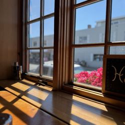 Oros Fireside Restaurant - Window seating