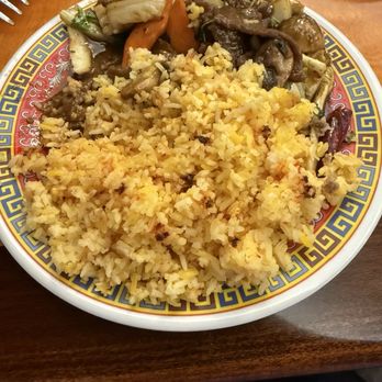 Ding How Chinese Restaurant - Szechuan Beef w/ fried rice - Chinese Near Me - San Antonio, Texas