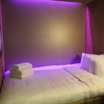 Bloc Hotel - Hotels Near Me - Horley, WSX