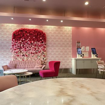 TOMO Tea House - Inside - Bubble Tea Near Me - Davis, California