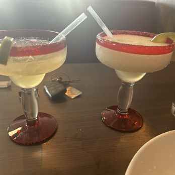 El Diablo Mexican restaurant - Froze and on the rocks margaritas, both nasty!! No lime taste at all and had ice chunks in the frozen! - Mexican Near Me - Fort Collins, Colorado El Diablo Mexican restaurant - Froze and on the rocks margaritas, both nasty!! No lime taste at all and had ice chunks in the frozen! - Mexican Near Me - Fort Collins, Colorado