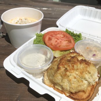 EARL Kakaako - Sandwiches Near Me - Honolulu, Hawaii