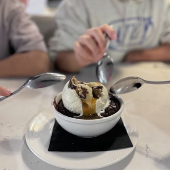 Shorebird - Chocolate desert so so so good ! - Breakfast & Brunch Near Me - Sedona, Arizona Shorebird - Chocolate desert so so so good ! - Breakfast & Brunch Near Me - Sedona, Arizona