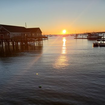 The Pearl - Closed - 49 Photos 62 Reviews - Seafood - 275 Main St Rockland Me - Restaurant Reviews - Phone Number - Menu - Yelp