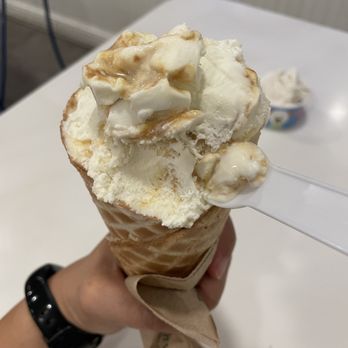 Blue Cow Ice Cream - Single scoop sea salt brickle with caramel swirl in a waffle cone - Ice Cream & Frozen Yogurt Near Me - Roanoke, Virginia