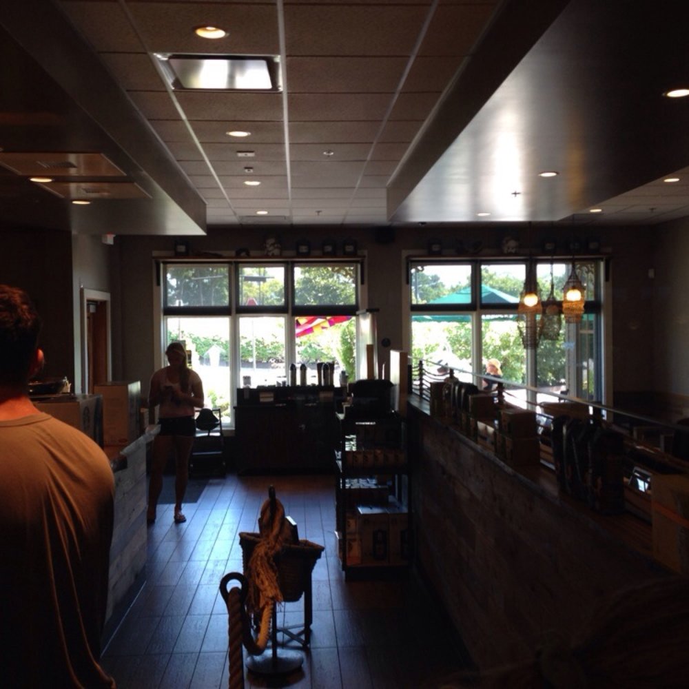 Starbucks - Coffee & Tea Near Me - Hyannis, Massachusetts Starbucks - Coffee & Tea Near Me - Hyannis, Massachusetts