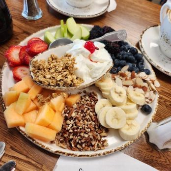 Madres Brunch - Breakfast & Brunch Near Me - Whittier, California Madres Brunch - Breakfast & Brunch Near Me - Whittier, California