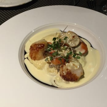 Hannigans Bar & Restaurant - Scallops in a creamy sauce - Irish Pub Near Me - Killarney, Kentucky