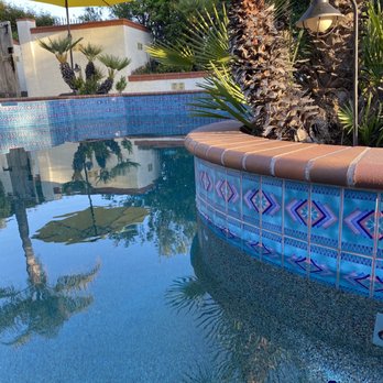 NP Pool Tile Cleaning - AFTER: So clean! - Pool Cleaners Near Me NP Pool Tile Cleaning - AFTER: So clean! - Pool Cleaners Near Me