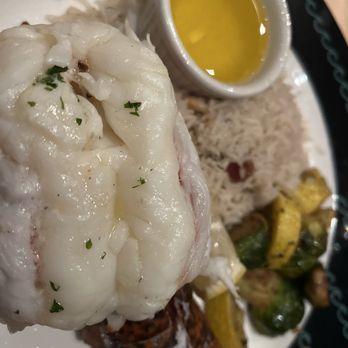 Anthony's at Cap Sante Marina - Lobster - Seafood Near Me - Anacortes, Washington