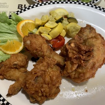 Black Bear Diner Oakley - Homestyle Fried Chicken (810 cals.) - Diners Near Me - Oakley, California