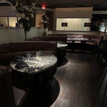 Bulle - Inside - Wine Bars Near Me - Fresno, California