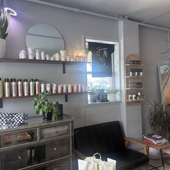 Sparrow Hair Parlour - Hair Extensions Near Me - Edgewater, Colorado