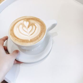 KIT Coffee - Vanilla Latte (Instagram: @naaatdunn) - Coffee & Tea Near Me - Newport Beach, California KIT Coffee - Vanilla Latte (Instagram: @naaatdunn) - Coffee & Tea Near Me - Newport Beach, California