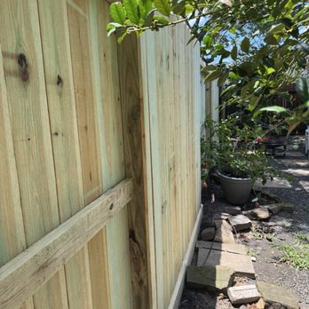 Texas Fence Builders - Fences & Gates Near Me - Houston, Texas
