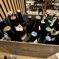 Munich Marriott Hotel - All the cold German beer you want in da lounge.