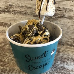 Sweet Escape - S'mores Sundae