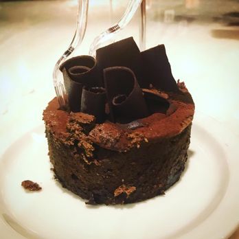 Urth Caffé - Orange - Flourless Chocolate - Coffee & Tea Near Me - Orange, California