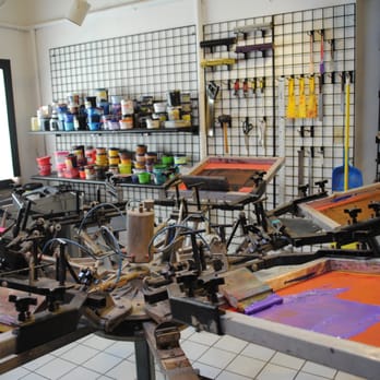 Phenom - Shoe Stores Near Me - Minneapolis, Minnesota