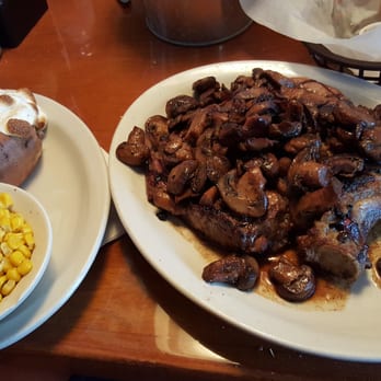 Texas Roadhouse - Steakhouses Near Me - Coon Rapids, Minnesota