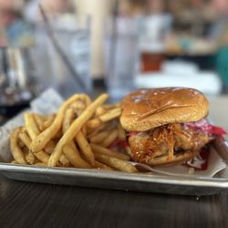 Union Restaurant & GameYard