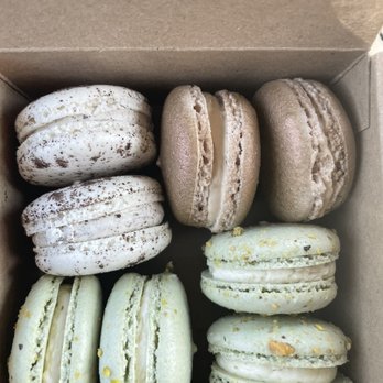 Tout Suite - Pistachio Macaron Salted Caramel Macaron Cookies n' Creme Macaron - Cafes Near Me - Houston, Texas Tout Suite - Pistachio Macaron Salted Caramel Macaron Cookies n' Creme Macaron - Cafes Near Me - Houston, Texas