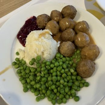 IKEA Restaurant - Swedish meatball plate - Scandinavian Near Me - Tempe, Arizona