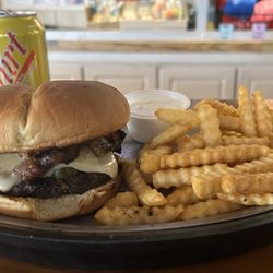 White Horse Inn - Bacon Cheeseburger