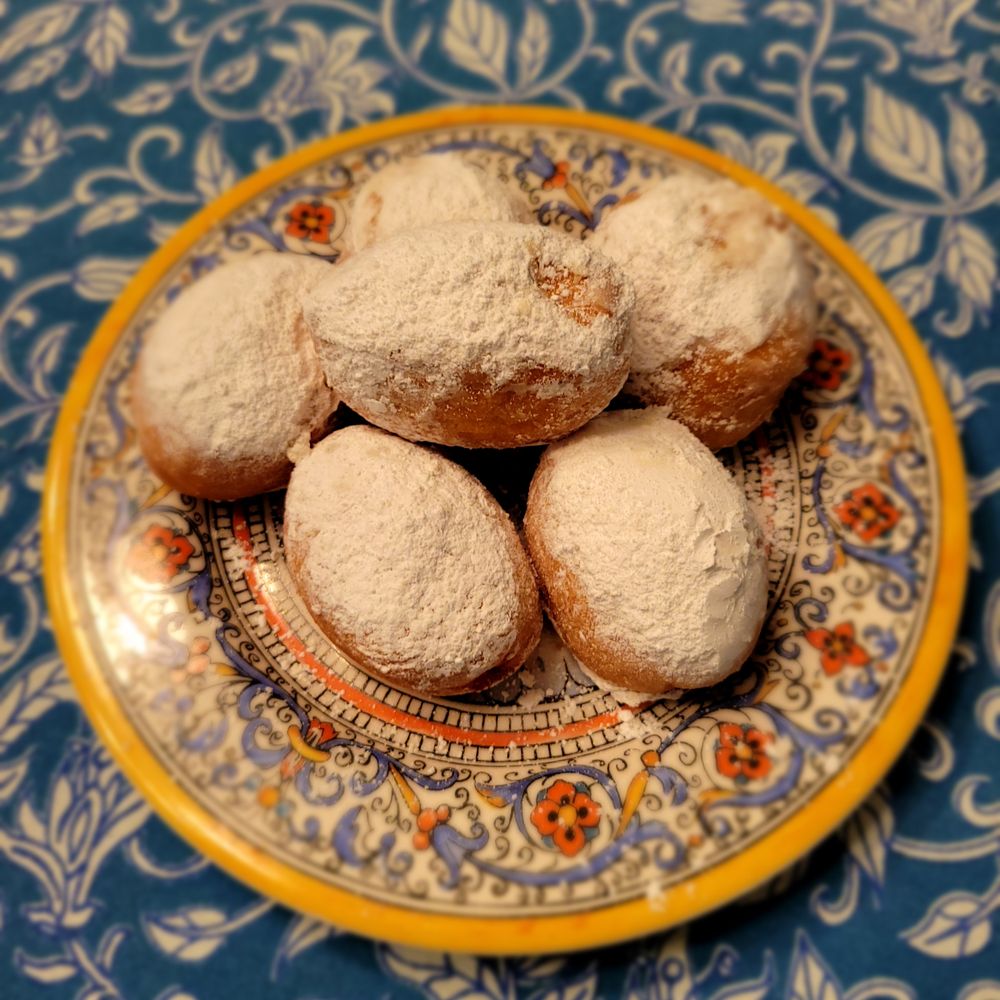 Randy's Donuts - Sufganiyah (Chanukah donuts) - Coffee & Tea Near Me - Las Vegas, Nevada Randy's Donuts - Sufganiyah (Chanukah donuts) - Coffee & Tea Near Me - Las Vegas, Nevada