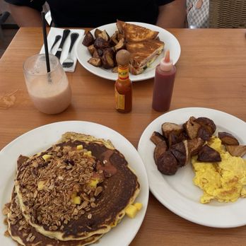 Shorehouse Kitchen - mango guava pancake and potatoes - Coffee & Tea Near Me - La Jolla, California Shorehouse Kitchen - mango guava pancake and potatoes - Coffee & Tea Near Me - La Jolla, California
