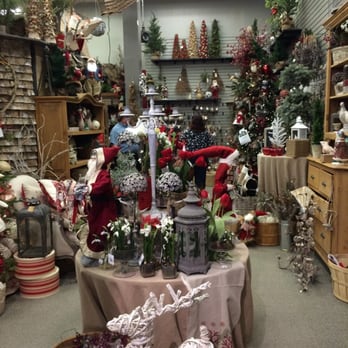 Holiday Warehouse - Home Decor Near Me - Plano, Texas