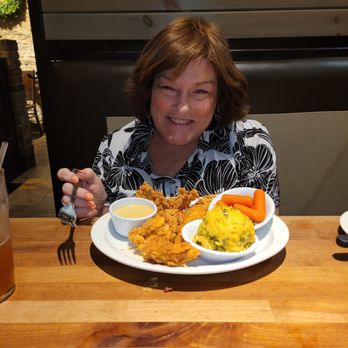 Cheddar's Scratch Kitchen - Chicken Tenders with Broccoli Cheese Casserole and Sweet Baby Carrots - American Near Me - York, Pennsylvania Cheddar's Scratch Kitchen - Chicken Tenders with Broccoli Cheese Casserole and Sweet Baby Carrots - American Near Me - York, Pennsylvania